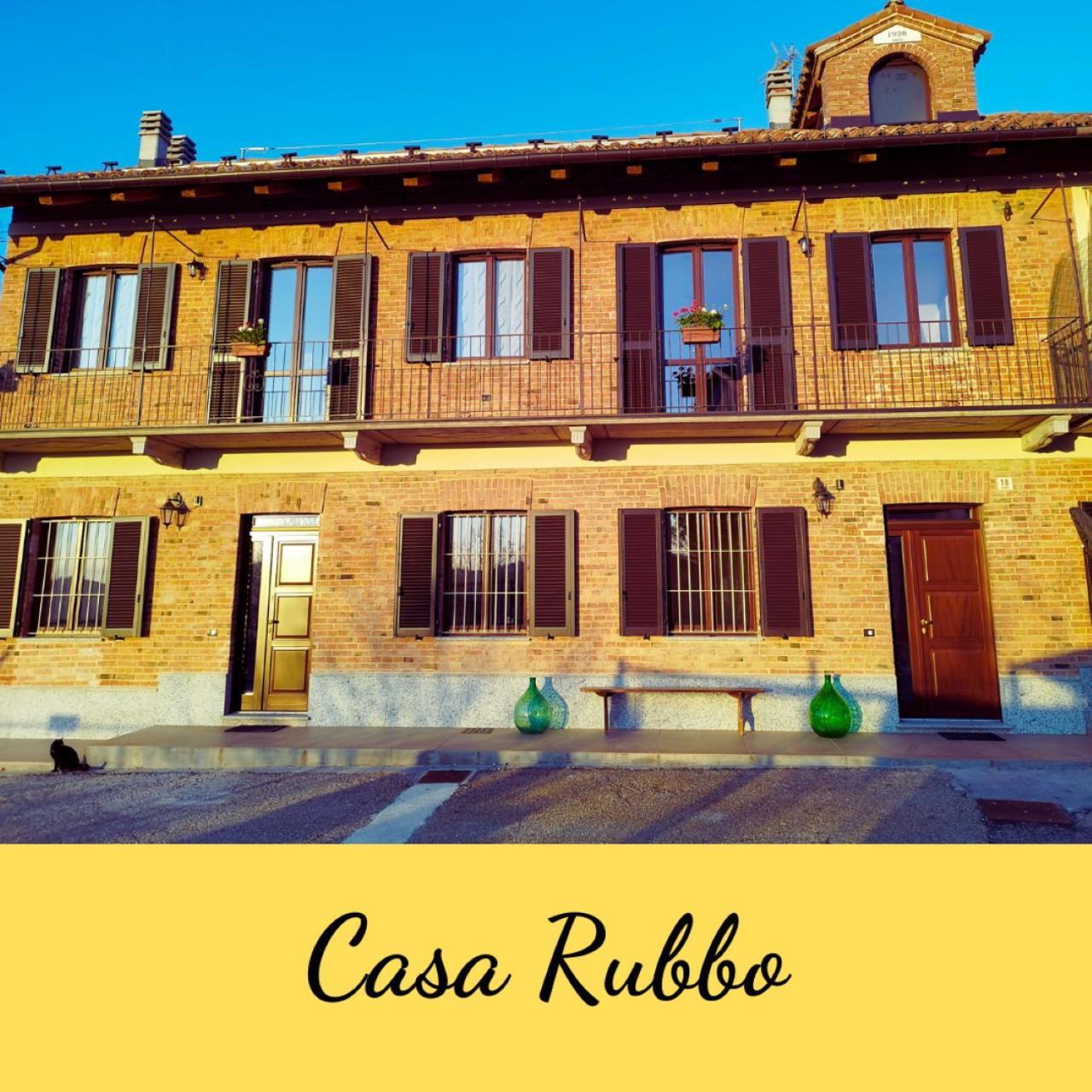Casa Rubbo - Appartamento 'Como' Nelle Langhe Alba  Extérieur photo