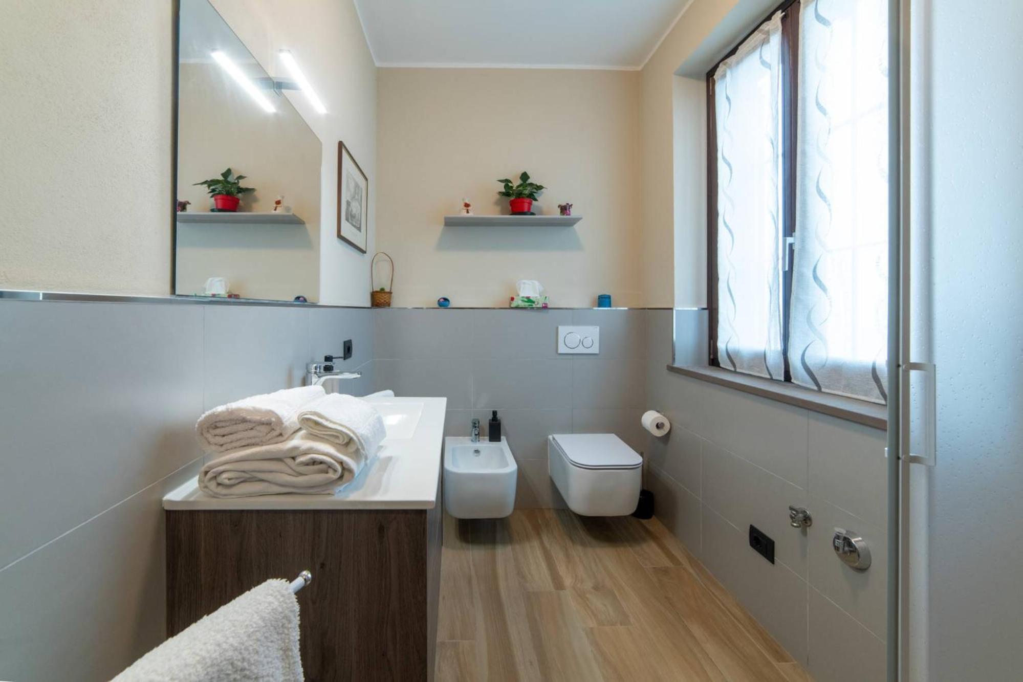 Casa Rubbo - Appartamento 'Como' Nelle Langhe Alba  Extérieur photo