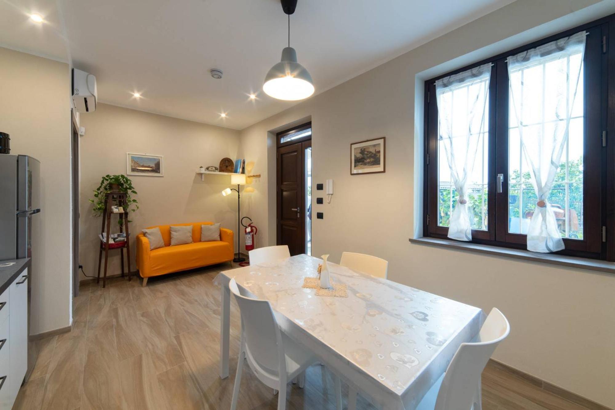 Casa Rubbo - Appartamento 'Como' Nelle Langhe Alba  Extérieur photo