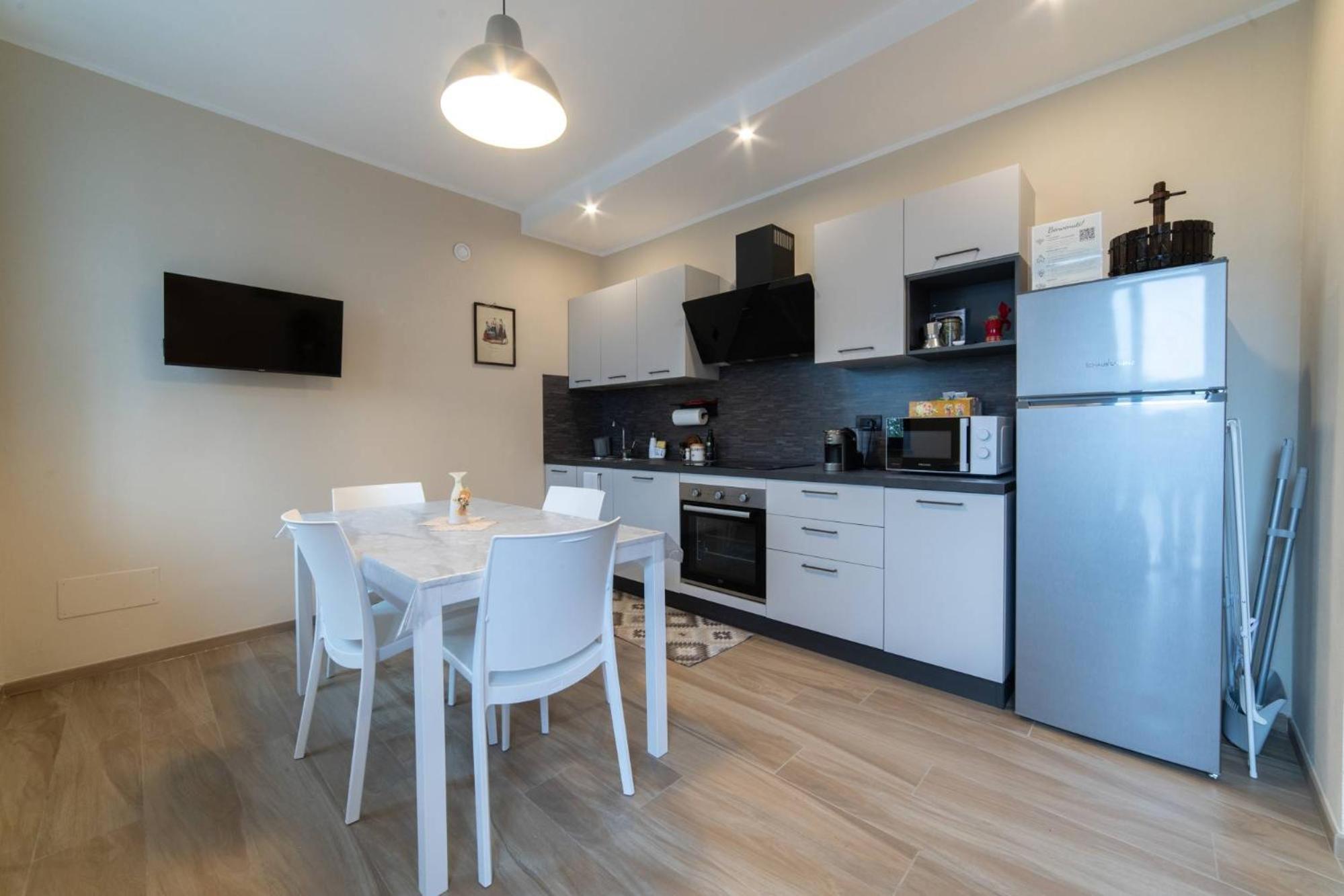 Casa Rubbo - Appartamento 'Como' Nelle Langhe Alba  Extérieur photo
